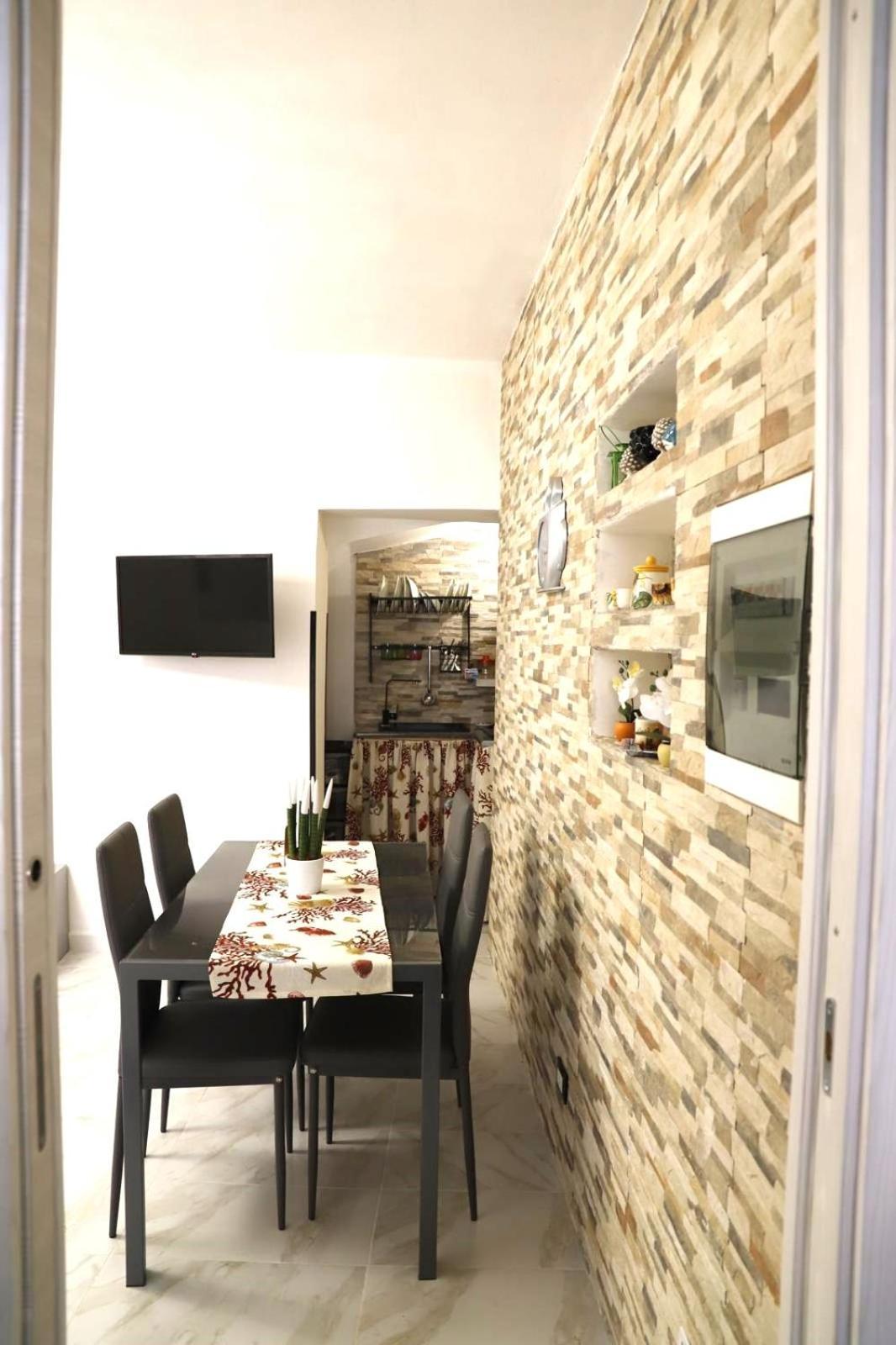 Lo Scarrozzo Room Palermo Eksteriør billede